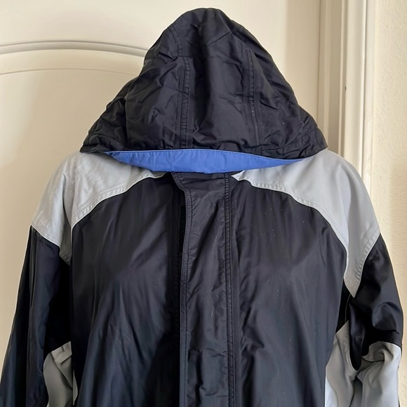 Patagonia ~All Weather Waterproof Jacket - Picture 10 of 16